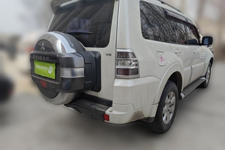 Used Mitsubishi Pajero 2018 3.0L Automatic Standard Edition Rear Right 45 Deg