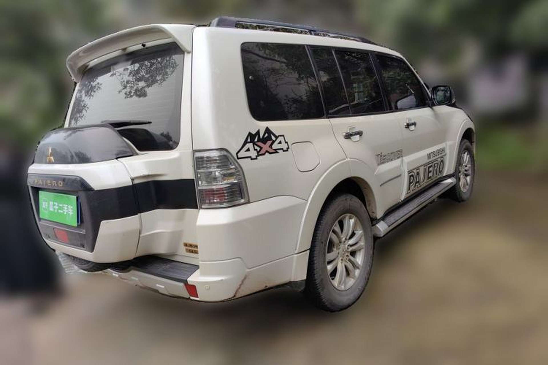 Used Mitsubishi Pajero 2018 V97 3.8L 5-Door GLS Sunroof – Middle East Rear Right 45 Deg
