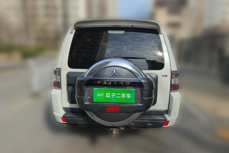 Used Mitsubishi Pajero 2018 3.0L Automatic Comfort Edition Rear
