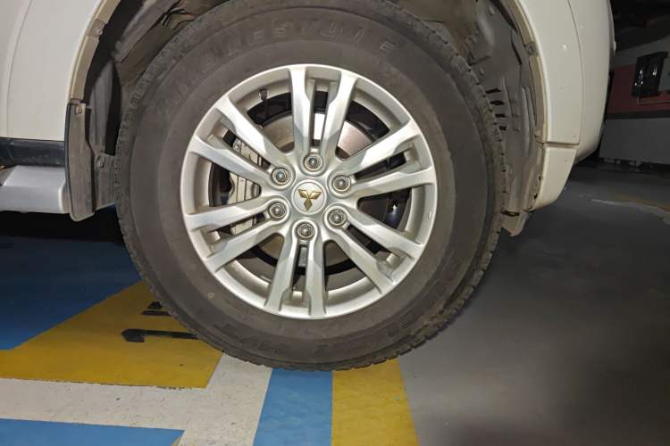 Used Mitsubishi Pajero 2018 V97 3.8L 5-Door GLS Sunroof Dual Differential – Middle East Right Front Wheel Hub