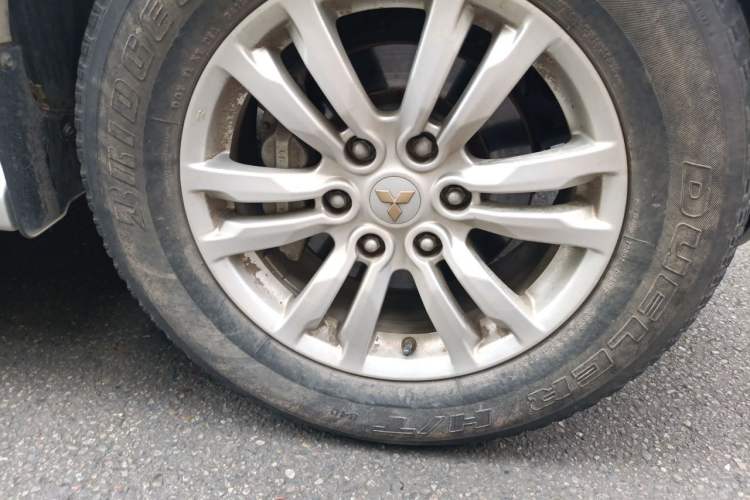 Used Mitsubishi Pajero 2018 V97 3.8L 5-Door GLS Sunroof – Middle East Right Front Wheel Hub