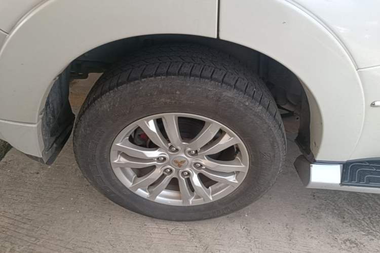 Used Mitsubishi Pajero 2018 V97 3.8L 5-Door GLS Sunroof – Middle East Right Rear Wheel Hub