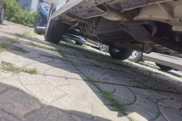 Used Mitsubishi Pajero 2018 3.0L Automatic Standard Edition Right Side Sill