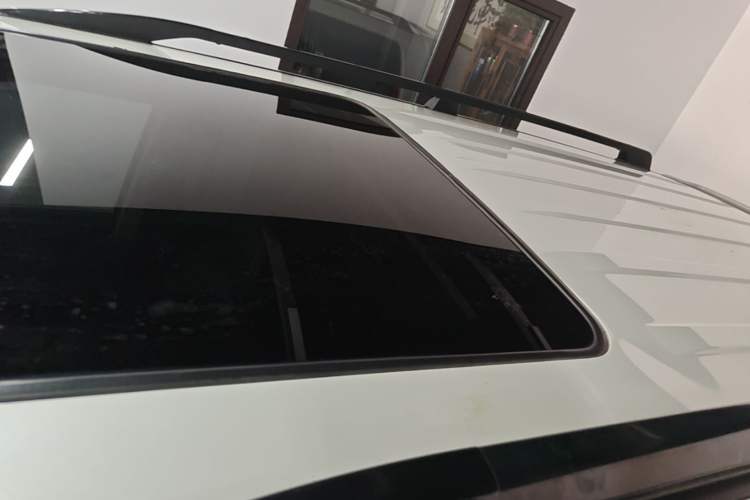 Used Mitsubishi Pajero 2018 V97 3.8L 5-Door GLS Sunroof – U.S. Specification Roof