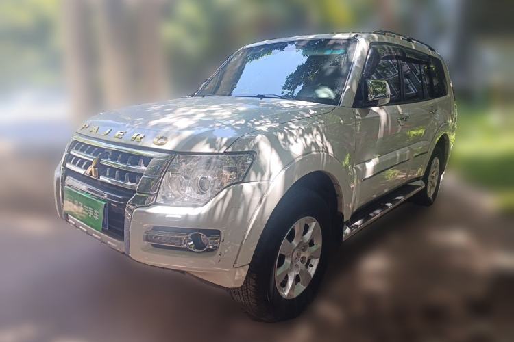 Used Mitsubishi Pajero 2018 3.0L Automatic Prestige Edition Guazi used car, China used car export, Used car for sale, Used cars, Cheapest cars for sale