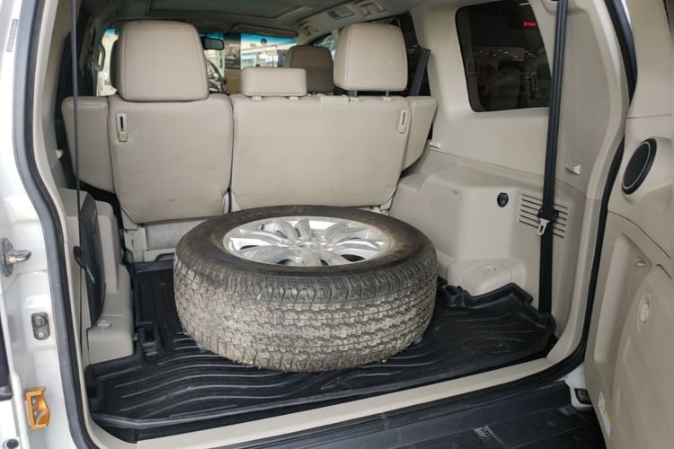 Used Mitsubishi Pajero 2018 V97 3.8L 5-Door GLS Sunroof Dual Differential – Middle East Trunk