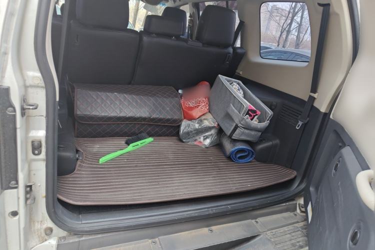 Used Mitsubishi Pajero 2018 3.0L Automatic Standard Edition Trunk