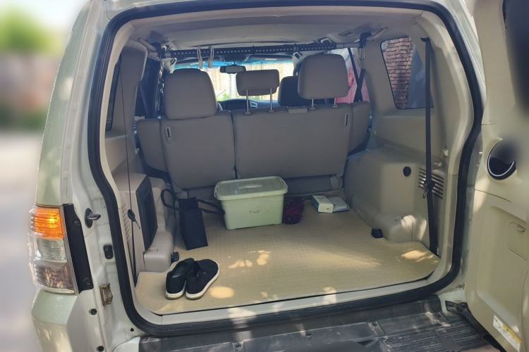 Used Mitsubishi Pajero 2018 V97 3.8L 5-Door GLS Sunroof Single-Difference Model – Middle East Trunk