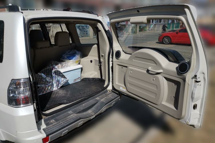 Used Mitsubishi Pajero 2018 V93 3.0L 5-Door GLS Genuine Leather Version – Middle East Trunk