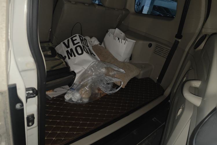 Used Mitsubishi Pajero  Trunk
