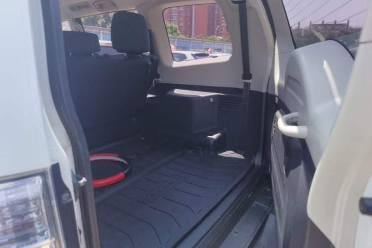 Used Mitsubishi Pajero 2018 3.0L Automatic Standard Edition Trunk