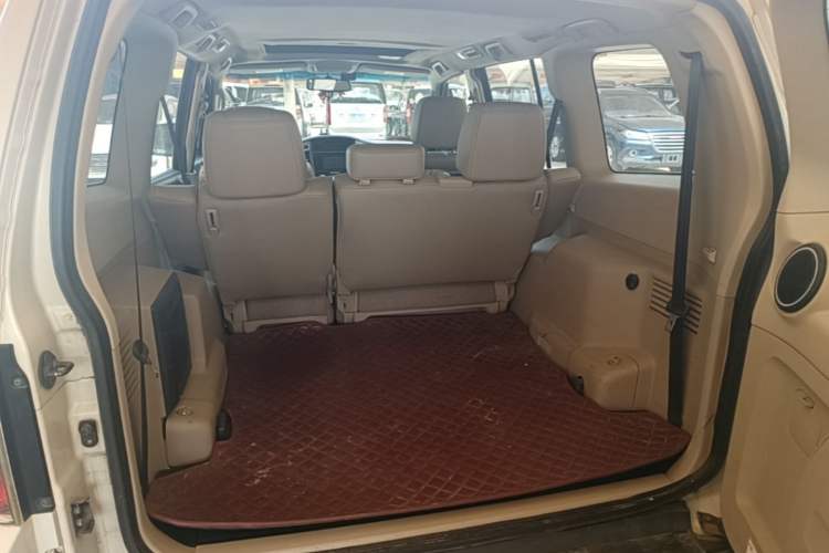 Used Mitsubishi Pajero 2018 V97 3.8L 5-Door GLS Sunroof – Middle East Trunk
