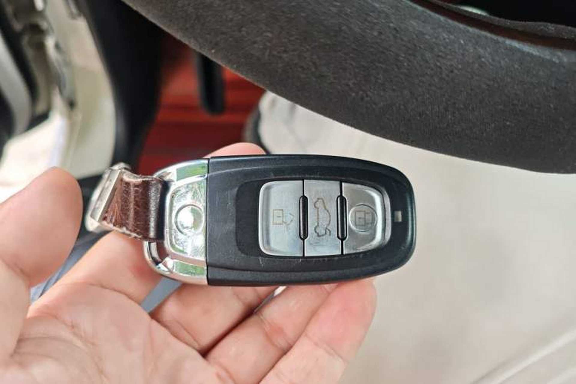 Used Mitsubishi Pajero  Vehicle Key