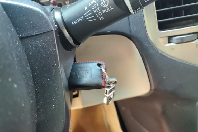 Used Mitsubishi Pajero 2018 V97 3.8L 5-Door GLS Sunroof – U.S. Specification Vehicle Key