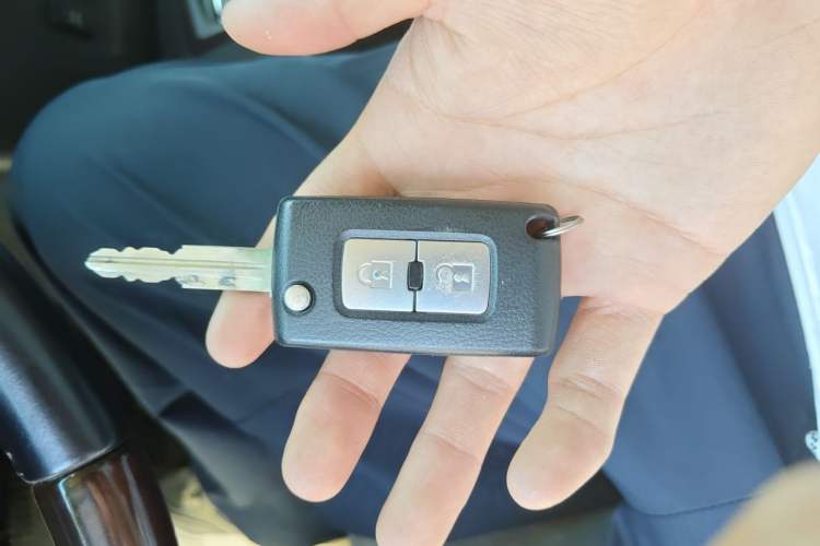 Used Mitsubishi Pajero  Vehicle Key