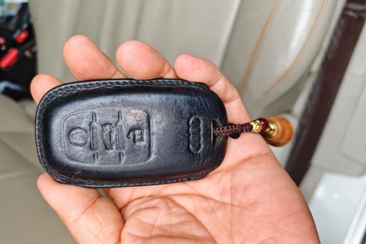 Used Mitsubishi Pajero  Vehicle Key