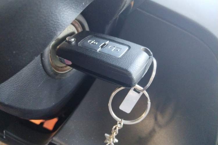 Used Mitsubishi Pajero 2018 3.0L Automatic Luxury Edition Vehicle Key