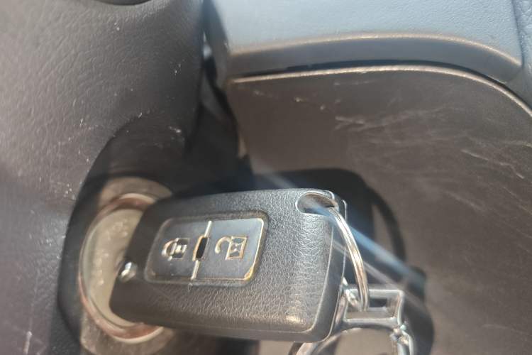 Used Mitsubishi Pajero 2018 3.0L Automatic Prestige Edition Vehicle Key