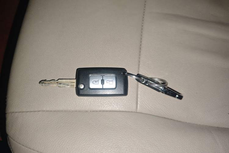 Used Mitsubishi Pajero 2018 V97 3.8L 5-Door GLS Sunroof Single-Difference Model – Middle East Vehicle Key