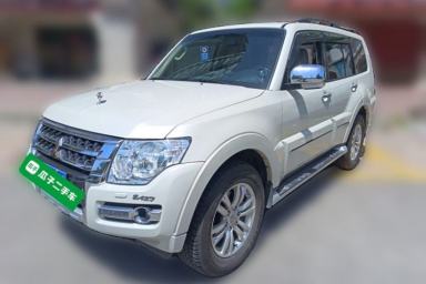 Used Mitsubishi Pajero 2018 V97 3.8L 5-Door GLS Sunroof Dual Differential – Middle East