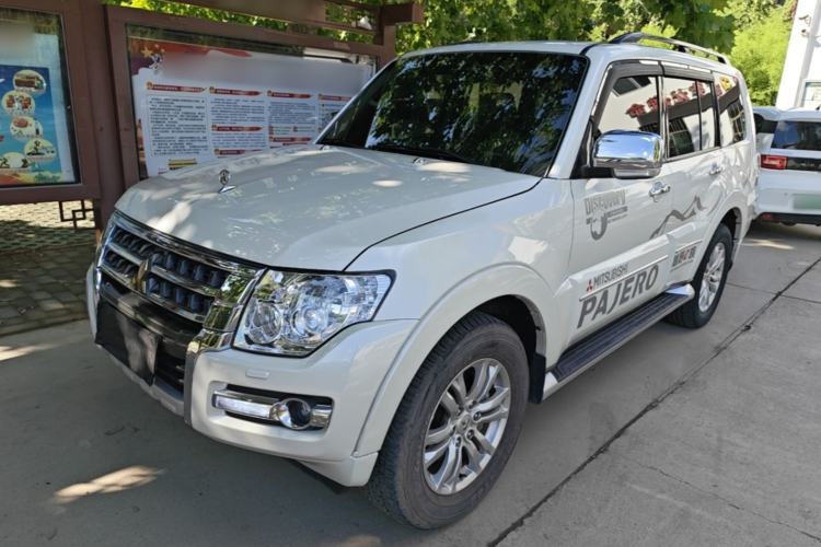 Used Mitsubishi Pajero 2018 V97 3.8L 5-Door GLS Sunroof – Middle East Guazi used car, China used car export, Used car for sale, Used cars, Cheapest cars for sale