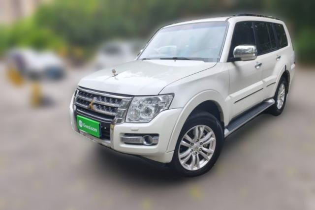 Used Mitsubishi Pajero 