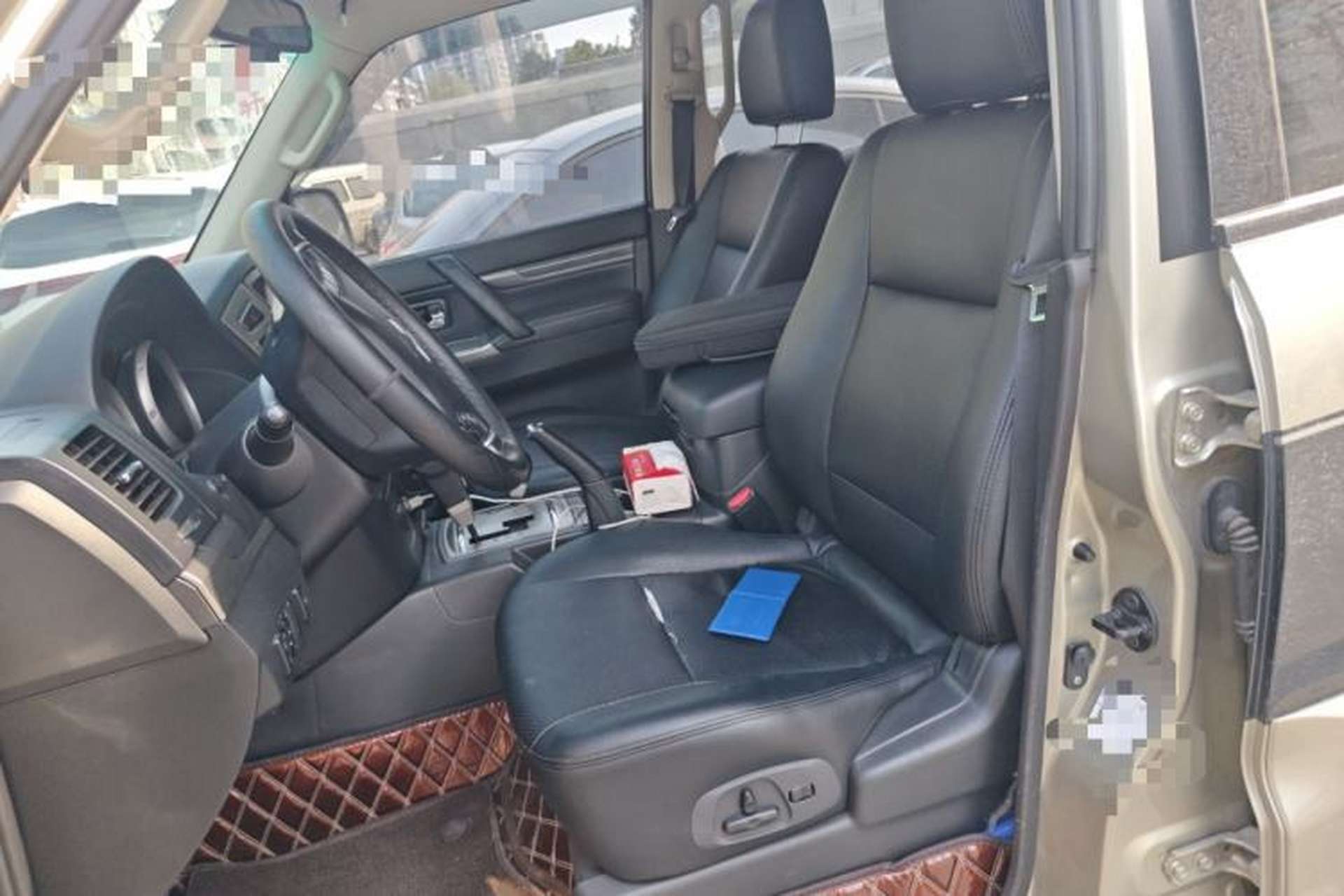 Used Mitsubishi Pajero 2018 3.0L Automatic Standard Edition Left Front Seat