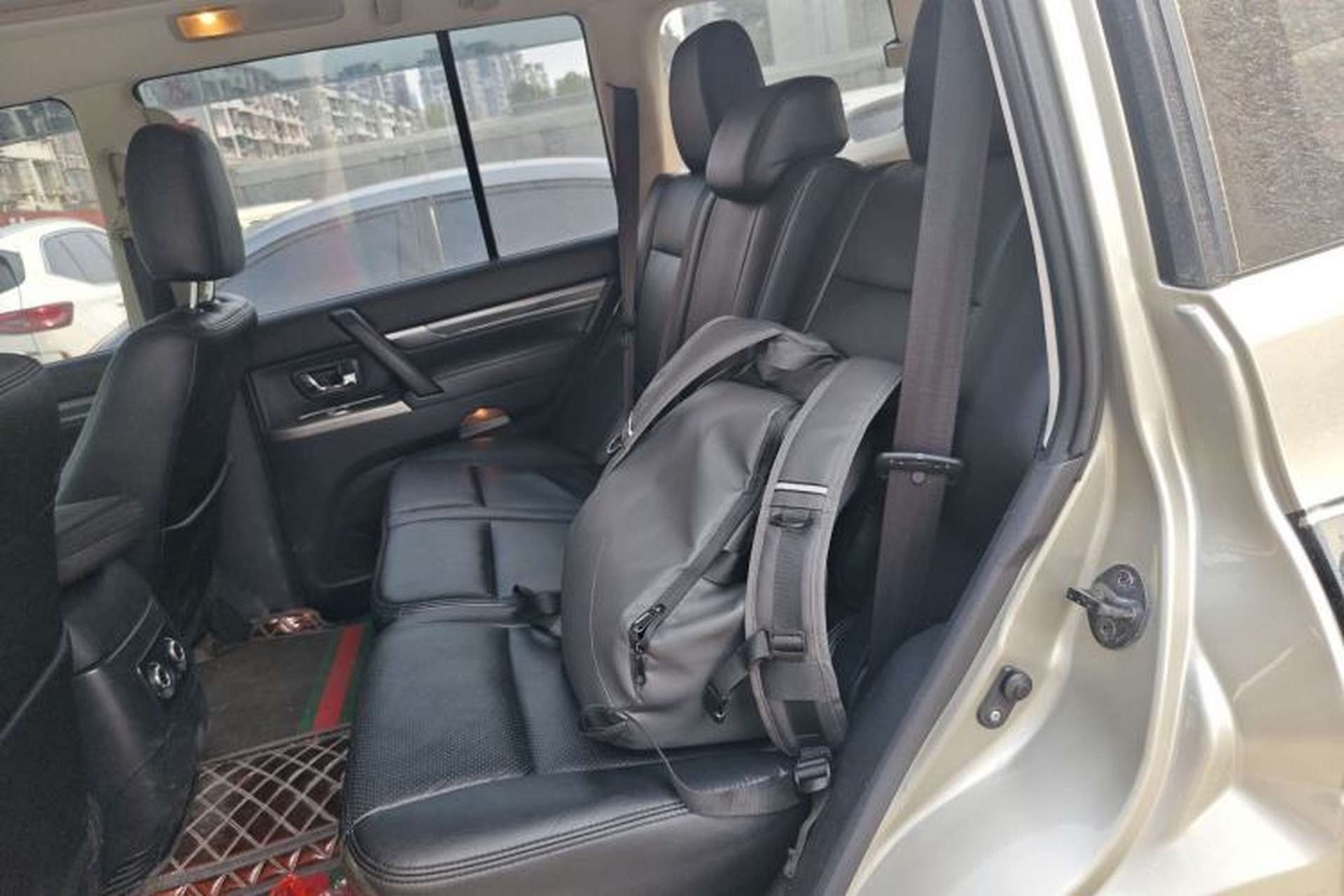 Used Mitsubishi Pajero 2018 3.0L Automatic Standard Edition Left Rear Seat