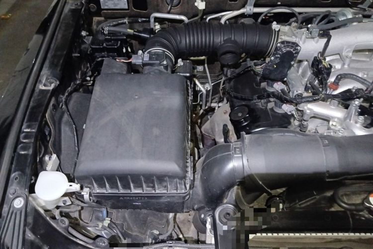 Used Mitsubishi Pajero 2019 3.0L Automatic Comfort Edition Engine Bay Right