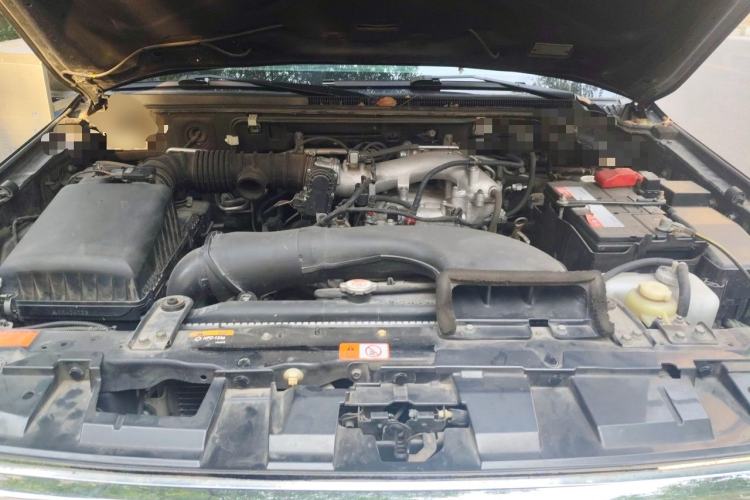 Used Mitsubishi Pajero 2019 3.0L Automatic Luxury Edition Engine Bay