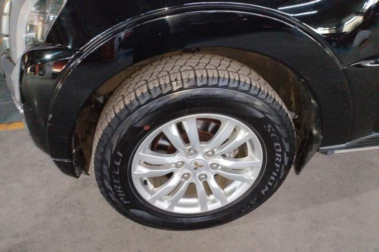 Used Mitsubishi Pajero 2019 V97 3.8L 5-Door GLS Middle East Edition Exterior 7