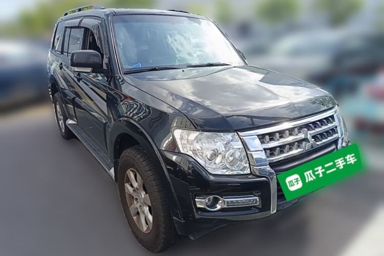 Used Mitsubishi Pajero 2019 3.0L Automatic Comfort Edition Front Right 45 Deg