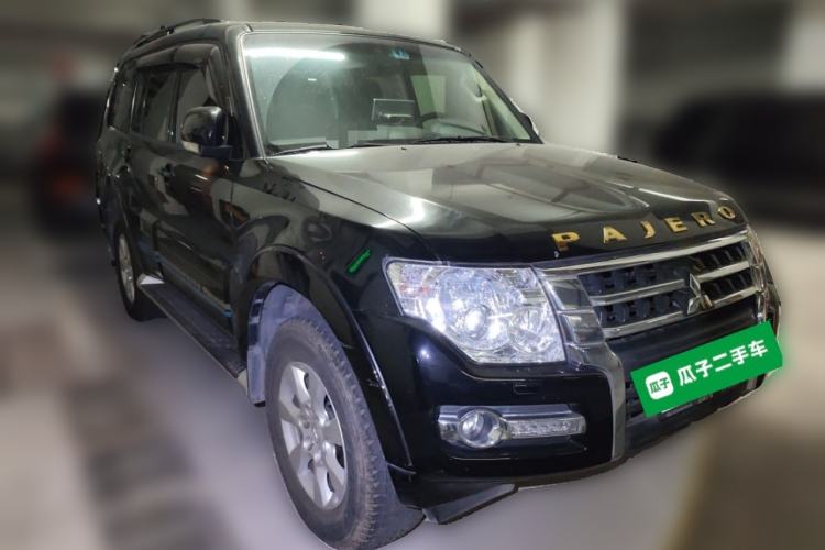Used Mitsubishi Pajero 2019 3.0L Automatic Comfort Edition Front Right 45 Deg