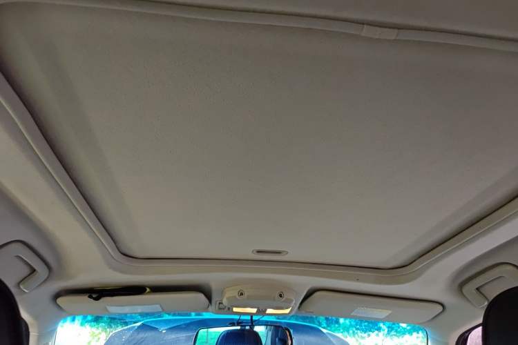 Used Mitsubishi Pajero 2019 3.0L Automatic Comfort Edition Headliner