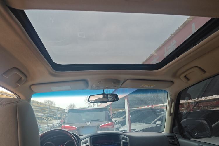 Used Mitsubishi Pajero 2019 V97 3.8L 5-Door GLS Middle East Edition Headliner