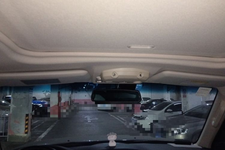 Used Mitsubishi Pajero 2019 3.0L Automatic Comfort Edition Headliner
