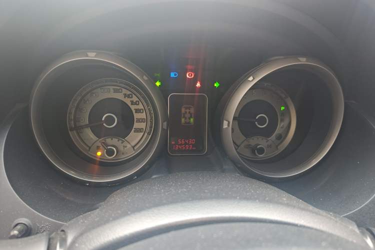 Used Mitsubishi Pajero 2019 V97 3.8L 5-Door GLS Middle East Edition Instrument Cluster