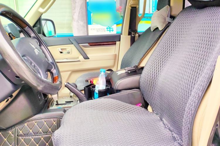 Used Mitsubishi Pajero 2019 V97 3.8L 5-Door GLS Middle East Edition Left Front Seat