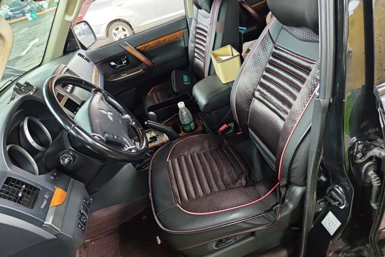 Used Mitsubishi Pajero 2019 3.0L Automatic Comfort Edition Left Front Seat