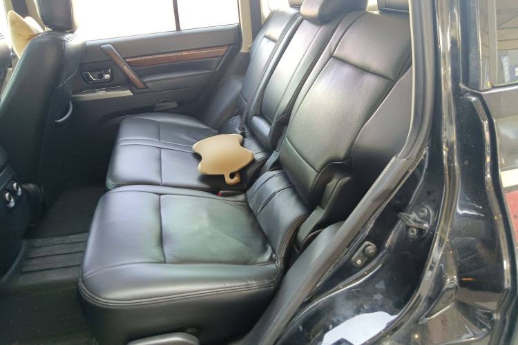 Used Mitsubishi Pajero 2019 3.0L Automatic Standard Edition Left Rear Seat