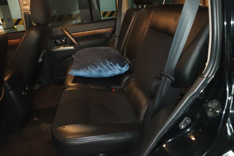 Used Mitsubishi Pajero 2019 3.0L Automatic Comfort Edition Left Rear Seat