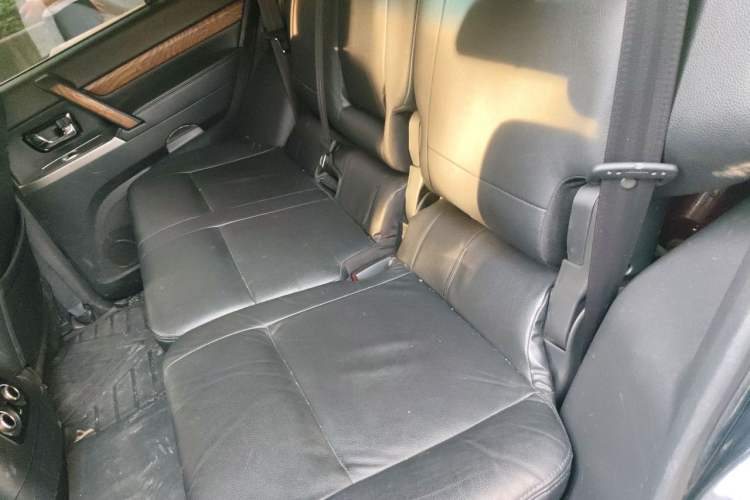 Used Mitsubishi Pajero 2019 3.0L Automatic Luxury Edition Left Rear Seat