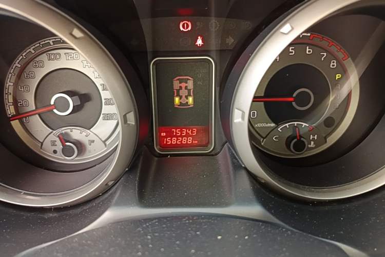 Used Mitsubishi Pajero 2019 3.0L Automatic Comfort Edition Odometer Close Up