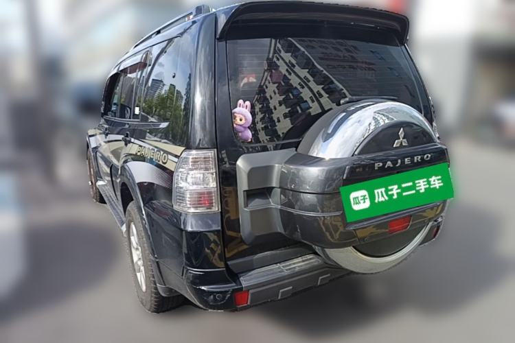 Used Mitsubishi Pajero 2019 3.0L Automatic Comfort Edition Rear Left 45 Deg
