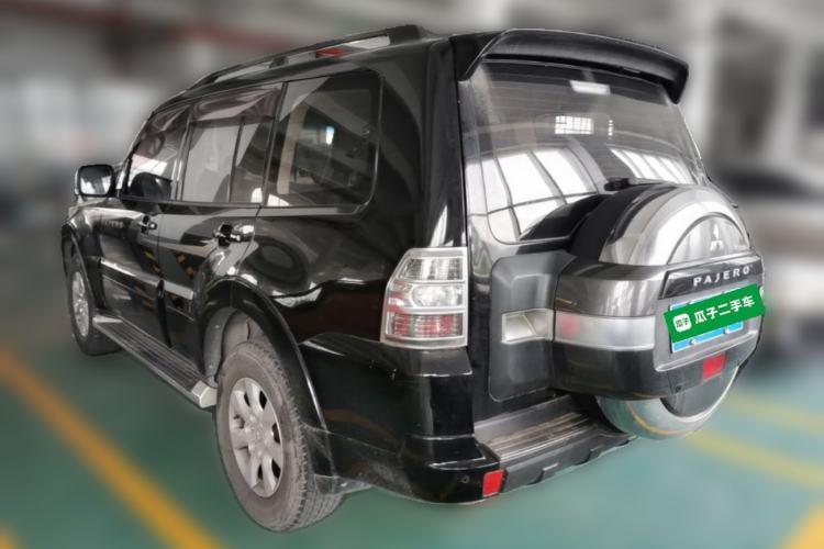 Used Mitsubishi Pajero 2019 3.0L Automatic Standard Edition Rear Left 45 Deg