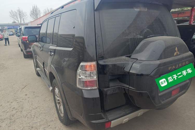 Used Mitsubishi Pajero 2019 V97 3.8L 5-Door GLS Middle East Edition Rear Left 45 Deg