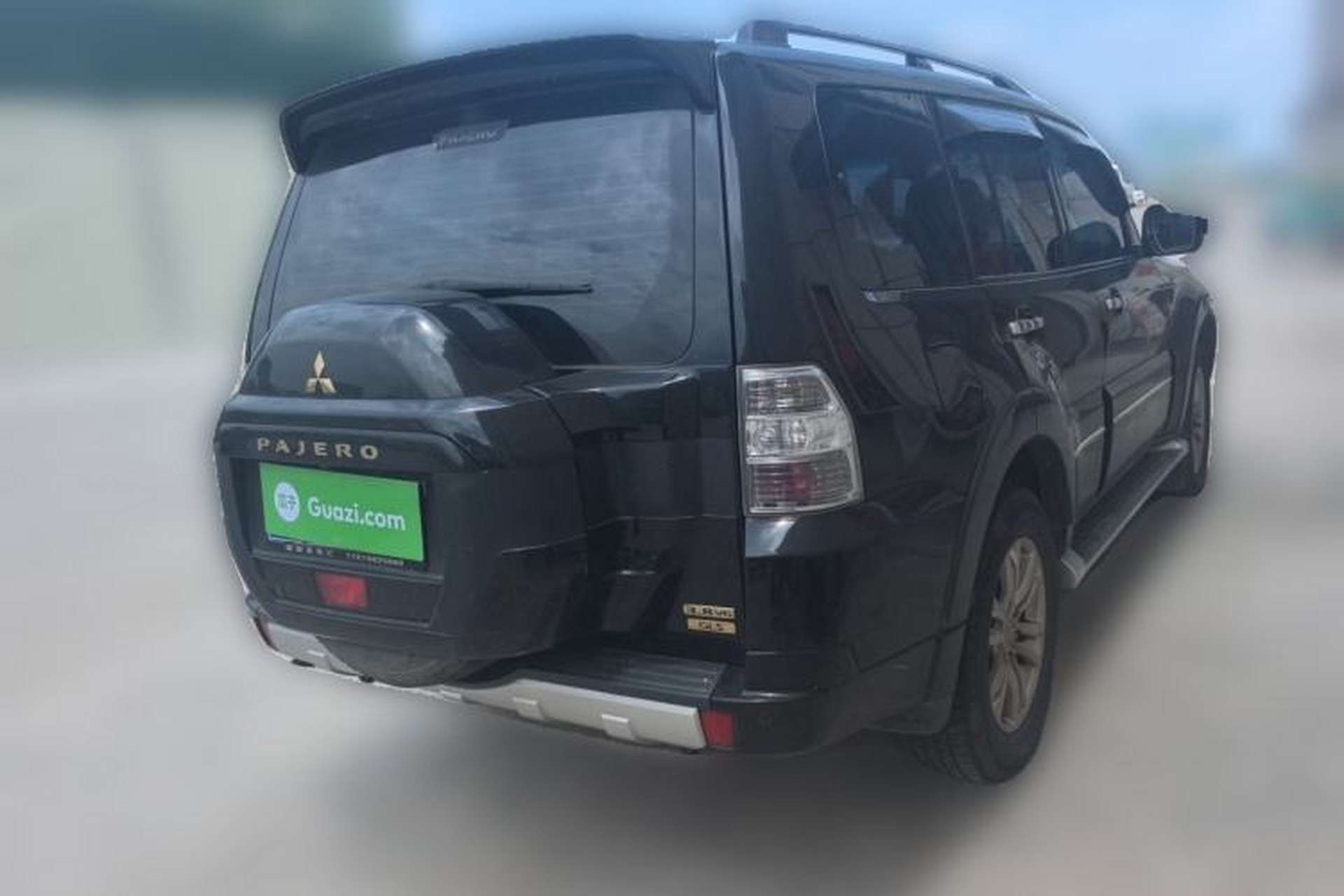 Used Mitsubishi Pajero 2019 V97 3.8L 5-Door GLS Sunroof Dual Differential – Middle East Rear Right 45 Deg