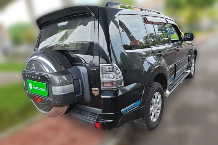 Used Mitsubishi Pajero 2019 3.0L Automatic Comfort Edition Rear Right 45 Deg