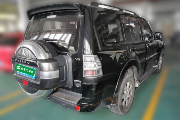 Used Mitsubishi Pajero 2019 3.0L Automatic Standard Edition Rear Right 45 Deg