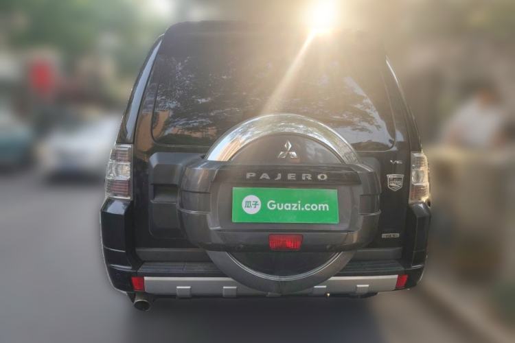 Used Mitsubishi Pajero 2019 3.0L Automatic Luxury Edition Rear